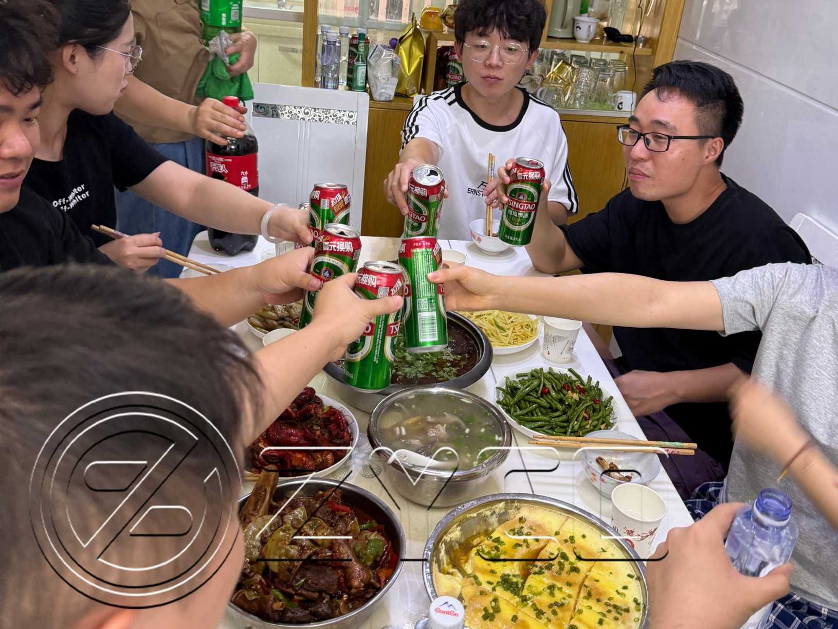 Ein herzerwärmendes ZYCO-Wochenendtreffen: Essen, Lachen und Teamgeist!